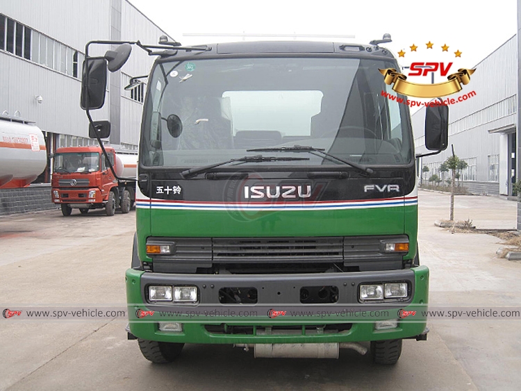 15,000 litres Fuel Tanker Truck ISUZU - GNPC - F
